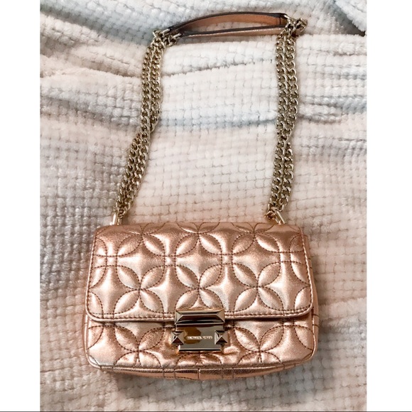 Michael Kors Handbags - NWT Michael Kors Bag
